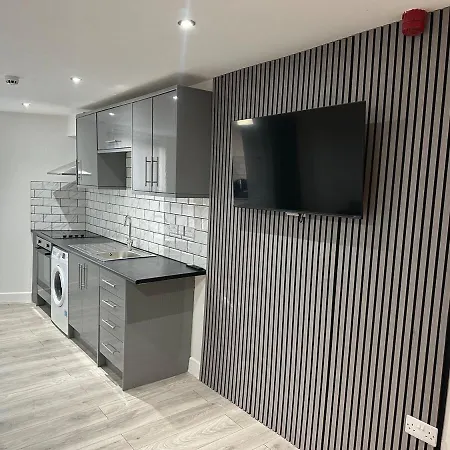Stylish One Bed Centre F2-ng * Bradford (West Yorkshire)