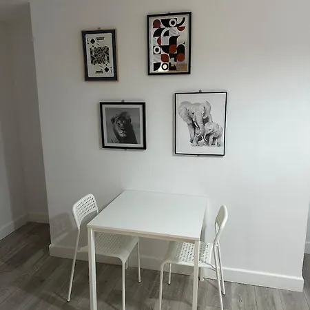 Stylish One Bed Centre F2-ng * Bradford (West Yorkshire)